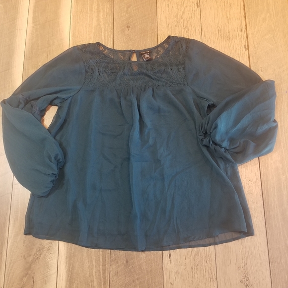 Torrid top - Picture 1 of 6